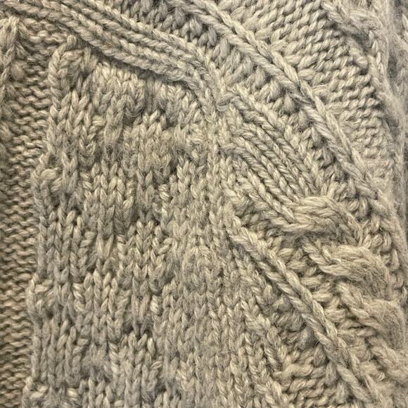 NWT J. Crew Cable Knit Après-ski Sweater - Women Size S - Light Gray - Picture 5 of 7